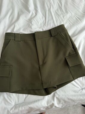 Zara Olive Green Utility Cargo Women’s Skort